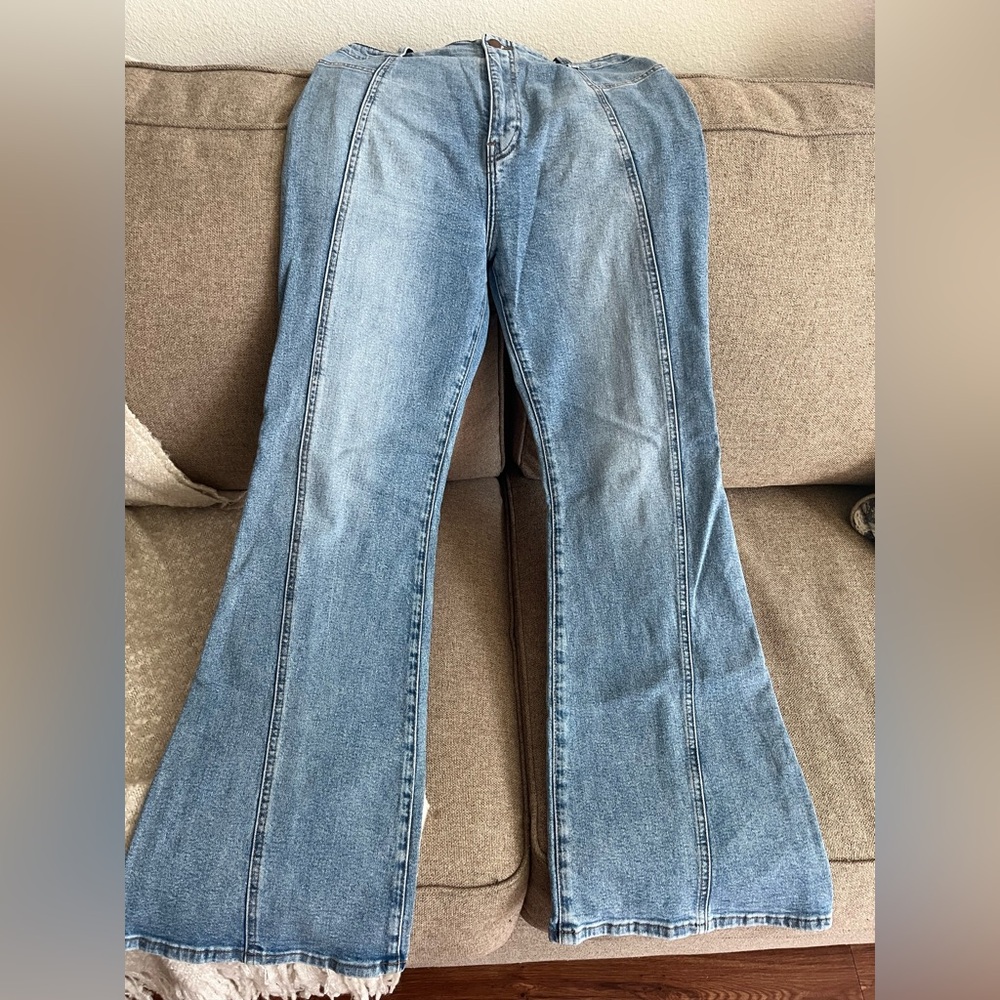 Women Jean Vibrant size 11